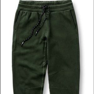 Fabletics- Men’s Medium Postgame Joggers